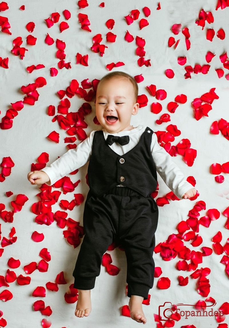Lưu giữ kỷ niệm qua hình ảnh cho bé trai