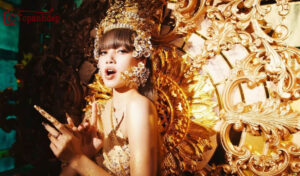 Lisa diện trang phục truyền thống Thái Lan